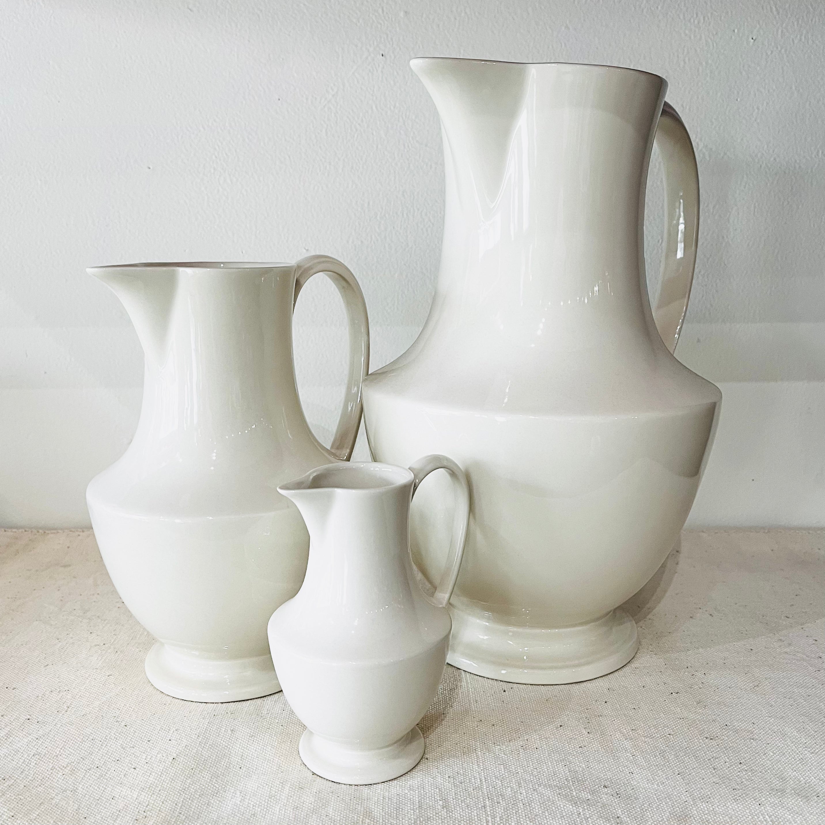 Toulouse medium pitcher